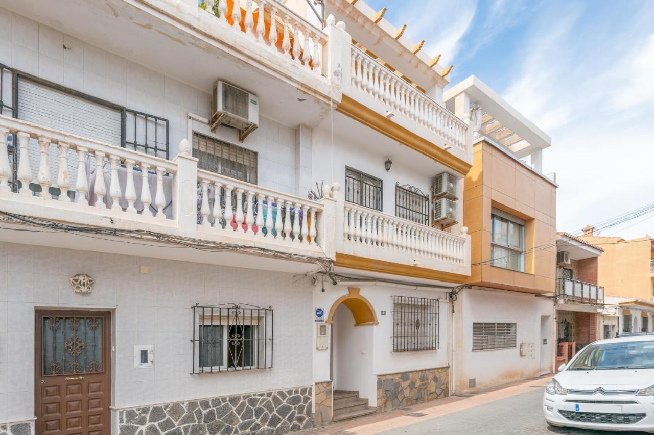 Сasa de vacaciones Delighful House Next To The By Renthas